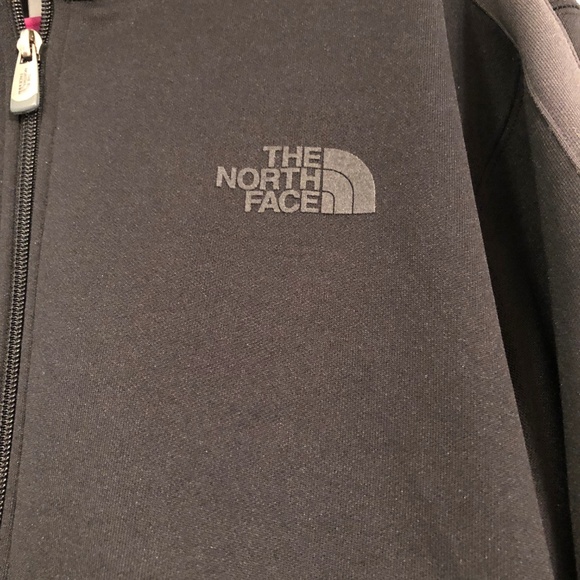Black & Grey North Face Jacket - Picture 4 of 7